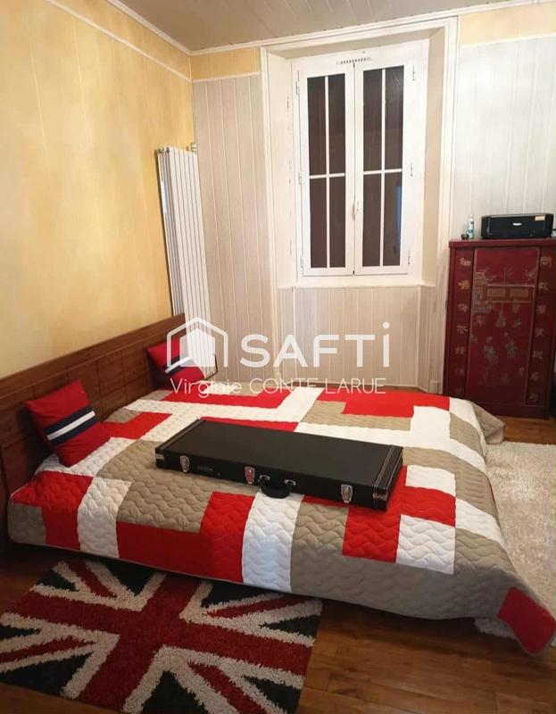 Maison - 400 m² - 10 pièces