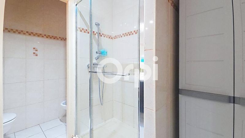 Appartement - 81 m² - 3 pièces