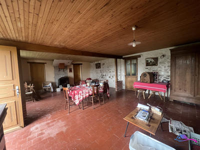 Maison - 73 m² - 1 pièce