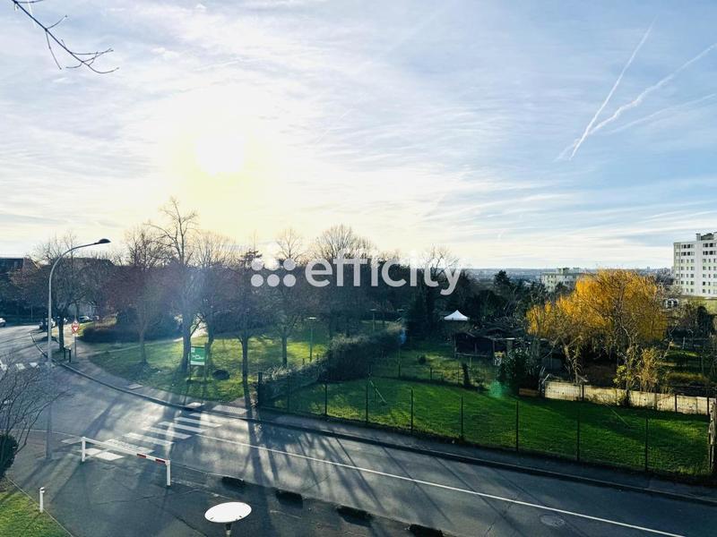 Appartement ancien - 115 m² - 5 pièces