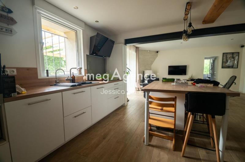 Maison de campagne - 220 m² - 6 pièces