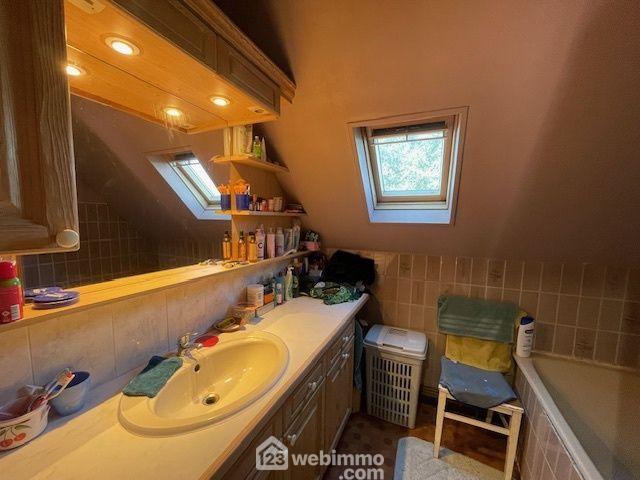 Maison - 100 m² - 6 pièces