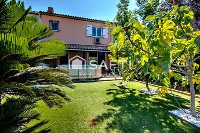 Maison - 87 m² - 5 pièces