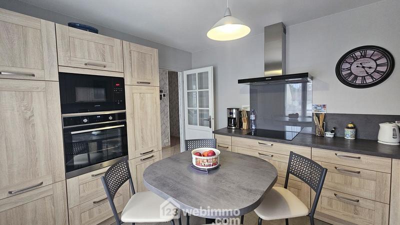 Maison - 120 m² - 6 pièces