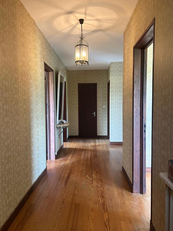 Propriété - 155 m² - 6 pièces