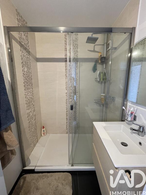 Appartement - 77 m² - 4 pièces