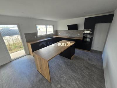 Maison - 165 m² - 6 pièces
