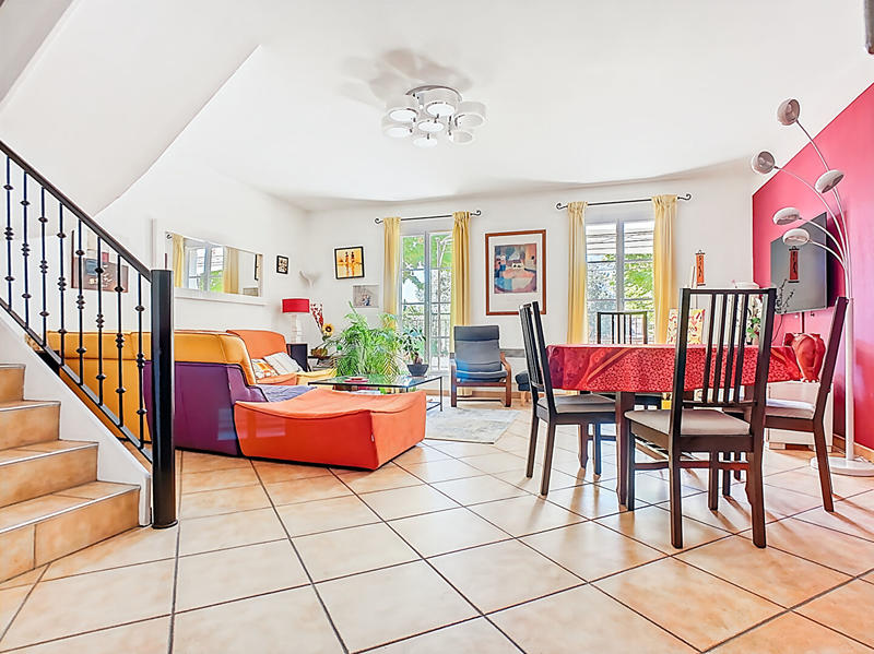 Appartement - 89 m² - 4 pièces