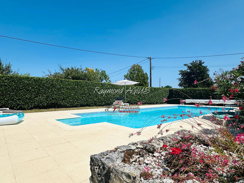 Maison - 159 m² - 7 pièces