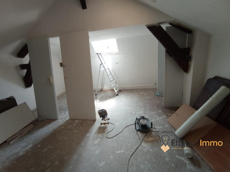 Immeuble - 180 m² - 2 pièces