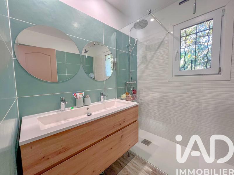 Maison - 185 m² - 5 pièces