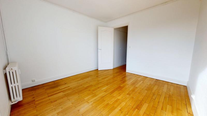 Appartement - 96 m² - 4 pièces