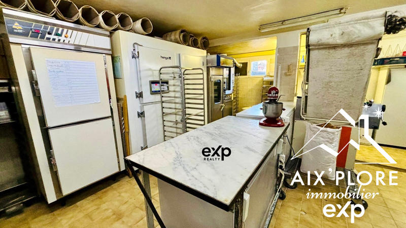 Fonds de commerce - 79 m²