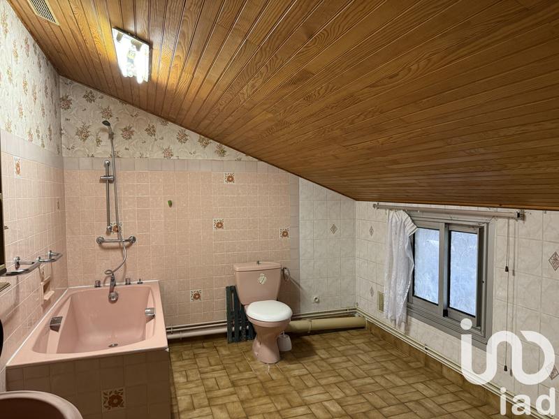 Maison - 137 m² - 5 pièces