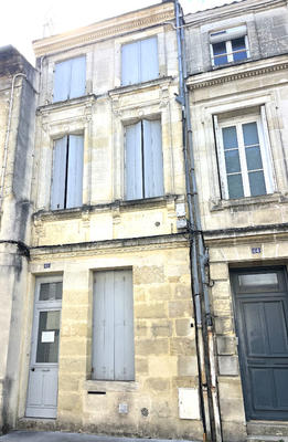 Maison - 91 m² - 7 pièces