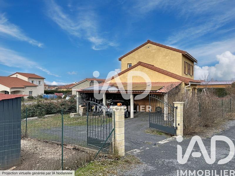 Maison - 97 m² - 5 pièces