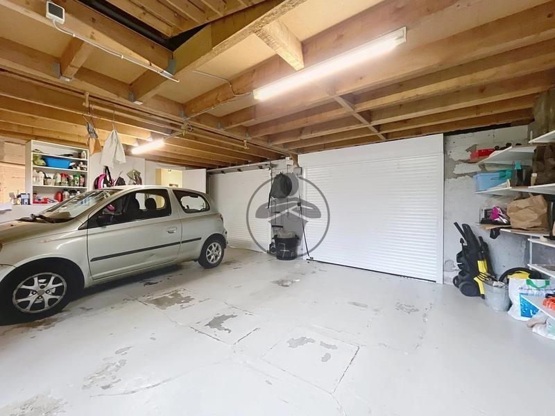 Maison - 232 m² - 6 pièces