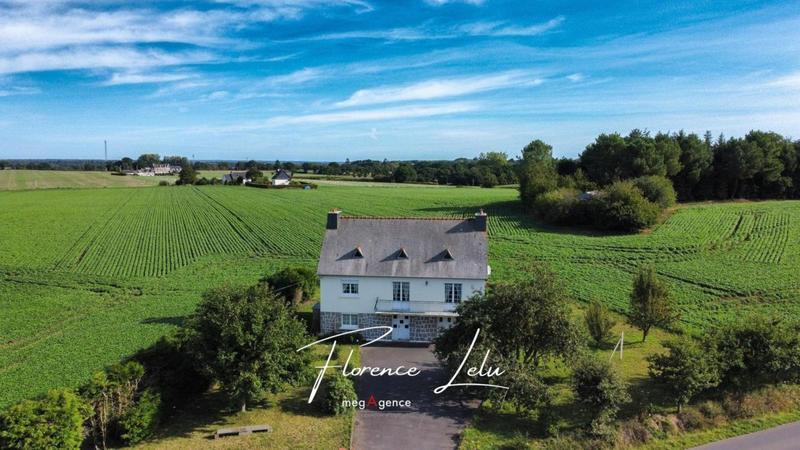 Maison traditionnelle - 112 m² - 6 pièces