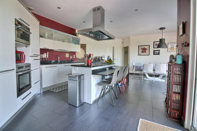 Villa - 330 m² - 7 pièces