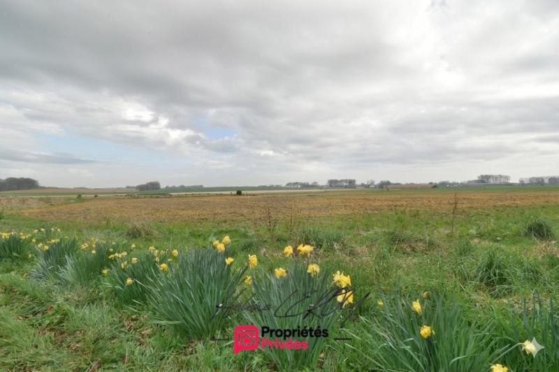 Terrain constructible - 1 526 m²