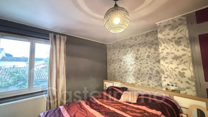 Maison - 93 m² - 4 pièces