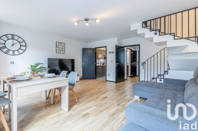 Maison - 80 m² - 4 pièces