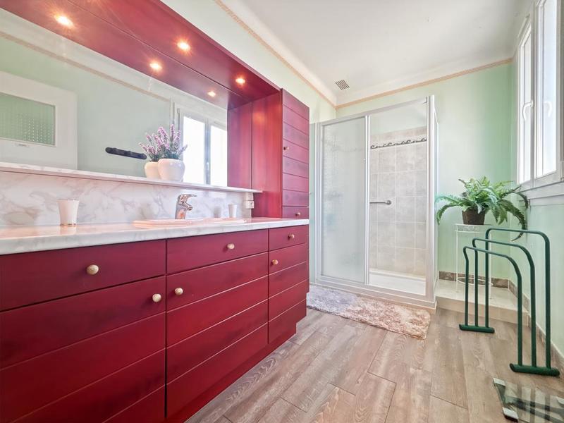 Maison - 127 m² - 5 pièces