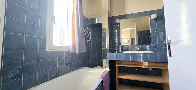 Maison - 200 m² - 9 pièces