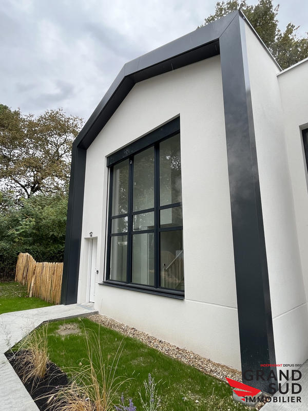 Villa - 90 m² - 4 pièces