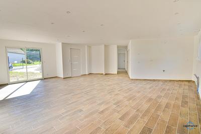 Maison - 115 m² - 4 pièces