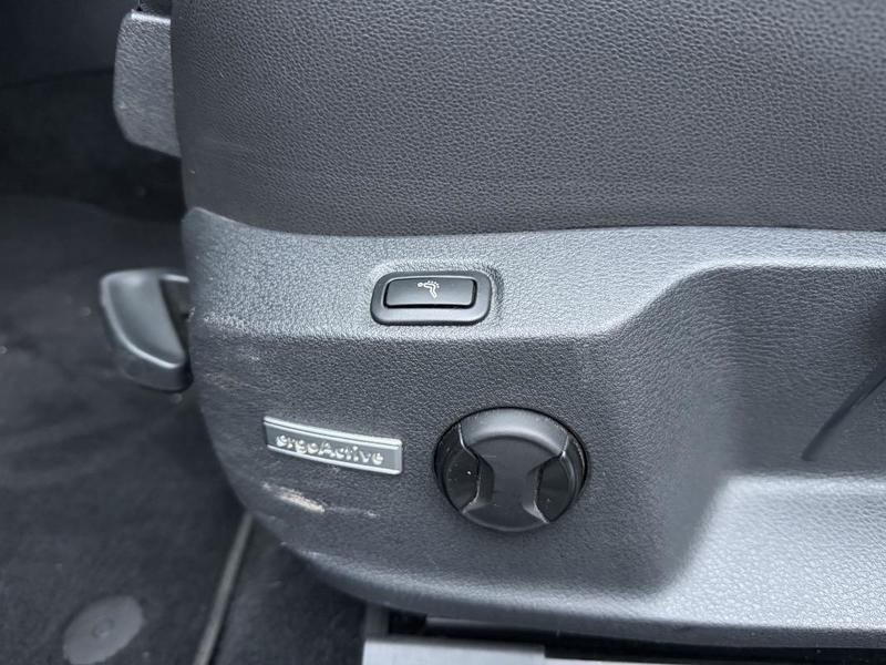 Volkswagen Golf Sw VII Tdi 150ch Bluemotion Technology Fap Carat Dsg6