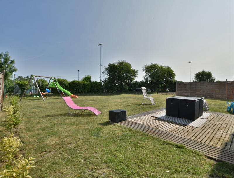 Maison - 111 m² - 6 pièces