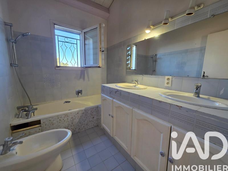 Maison - 138 m² - 5 pièces