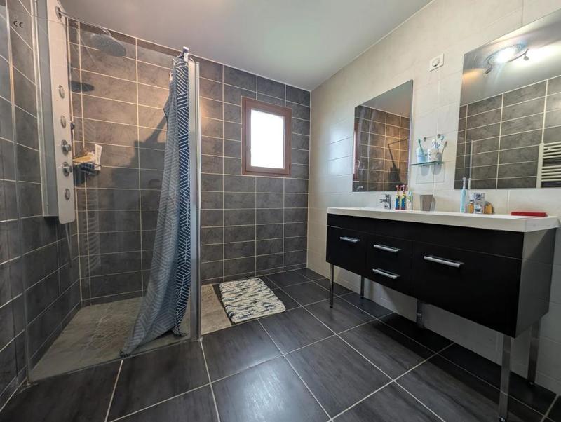 Maison - 103 m² - 4 pièces