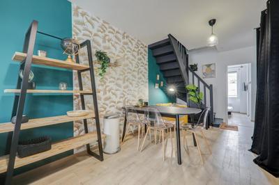 Appartement - 80 m² - 6 pièces