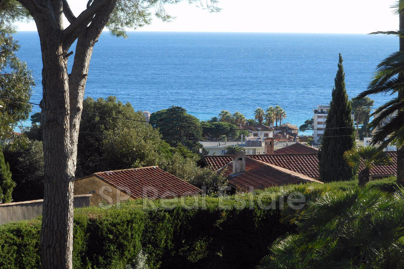 Appartement - 92 m² - 3 pièces