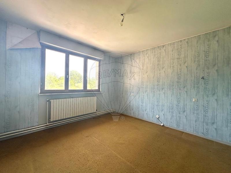 Maison - 181 m² - 9 pièces