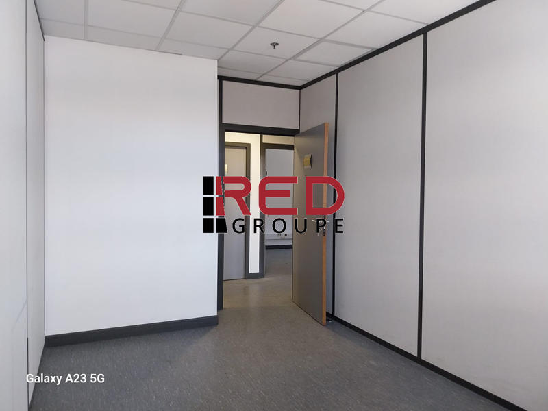 Entrepôt - 1 265 m²