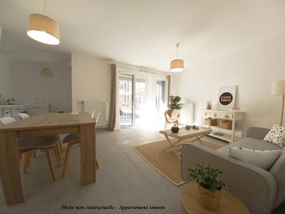 Appartement - 84 m² - 4 pièces
