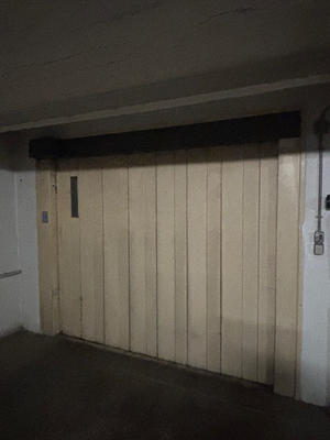 Parking / Garage - 11 m²