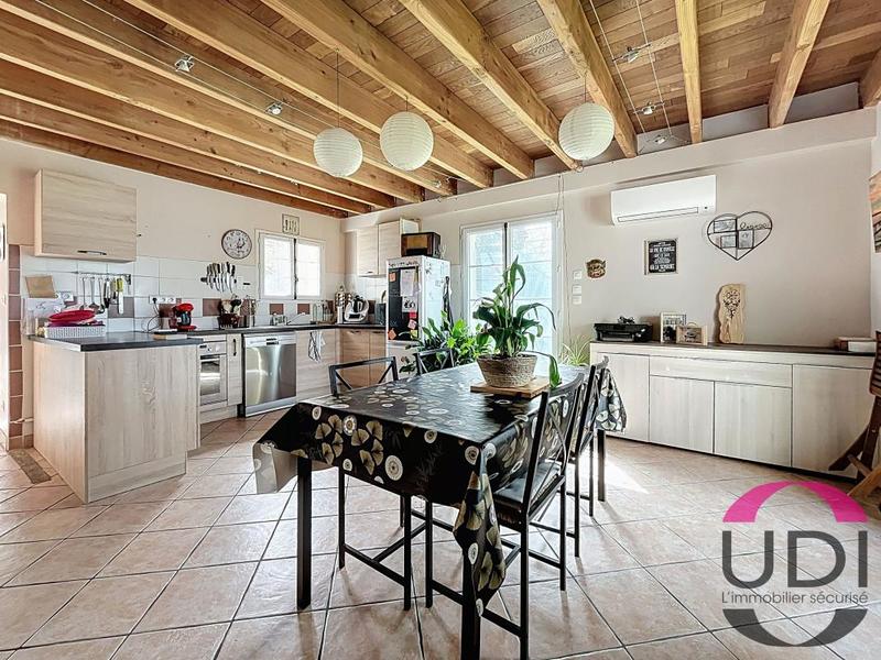 Maison - 161 m² - 6 pièces