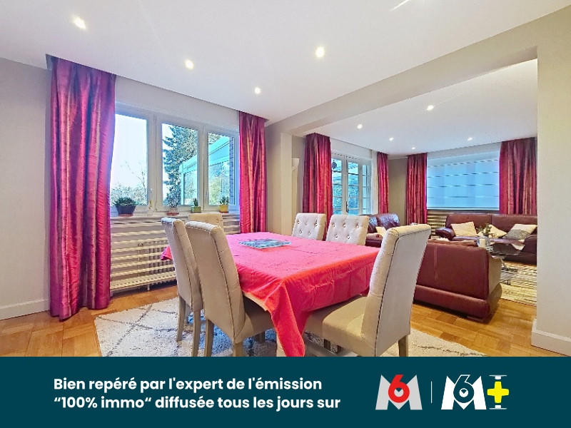 Maison - 250 m² - 10 pièces