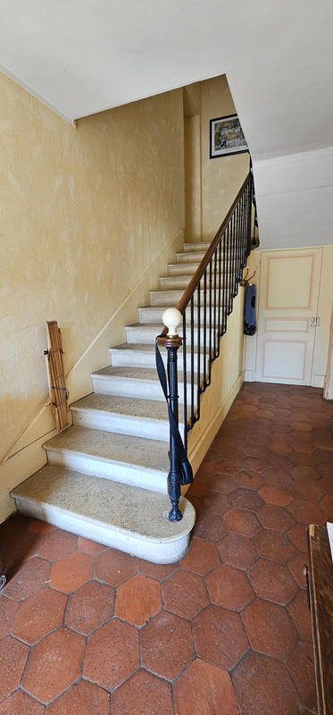 Maison - 210 m² - 9 pièces