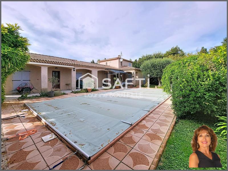 Maison - 202 m² - 8 pièces