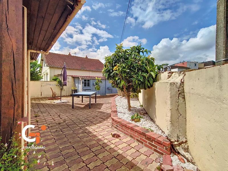 Maison - 84 m² - 4 pièces