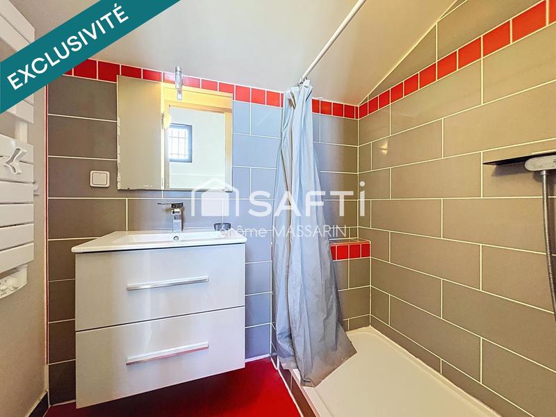 Maison - 205 m² - 8 pièces