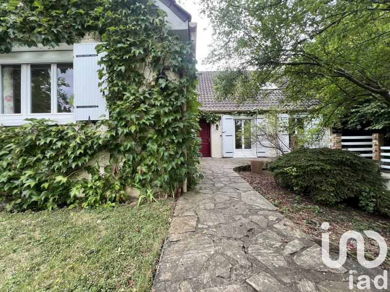 Maison - 214 m² - 7 pièces