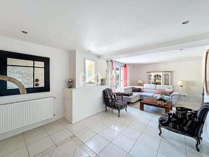 Maison - 190 m² - 6 pièces