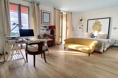 Appartement - 147 m² - 4 pièces