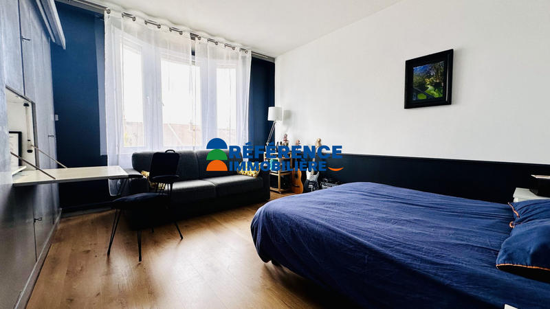 Maison - 210 m² - 5 pièces